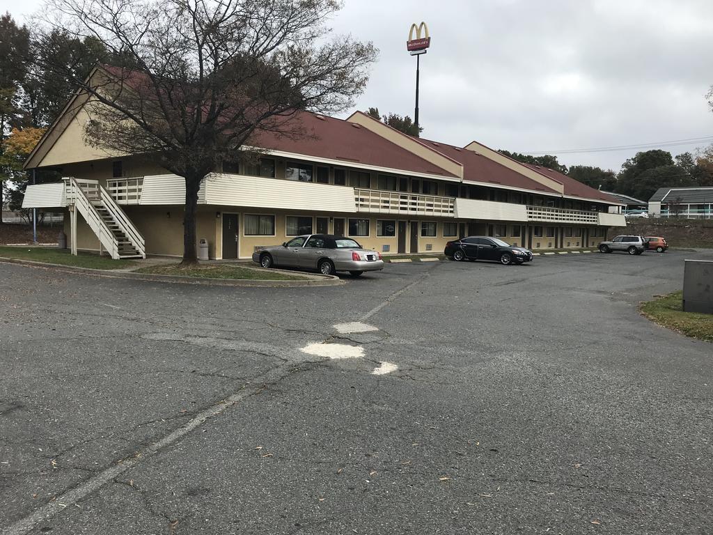 Royal Inn シャーロット エクステリア 写真
